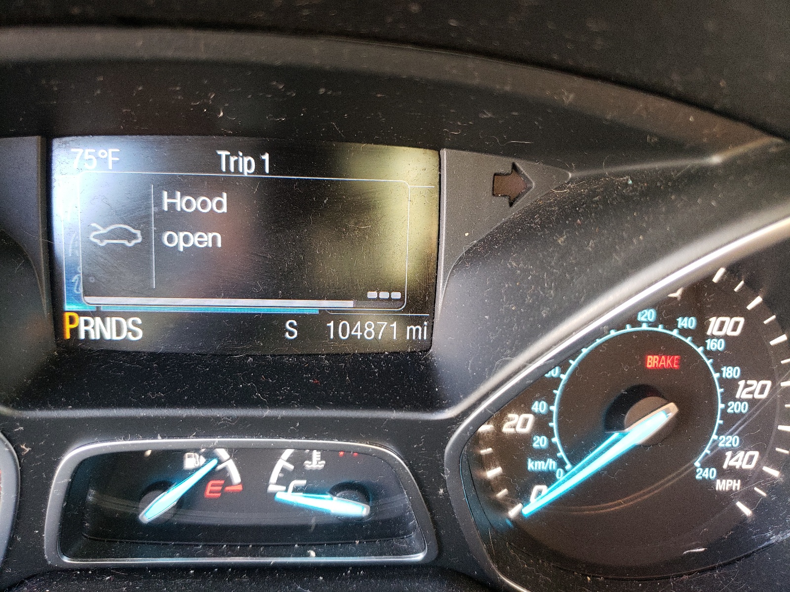 صورة رقم 8 من المزاد - 2015 FORD ESCAPE TIT مع VIN 1FMCU9J90FUA63146