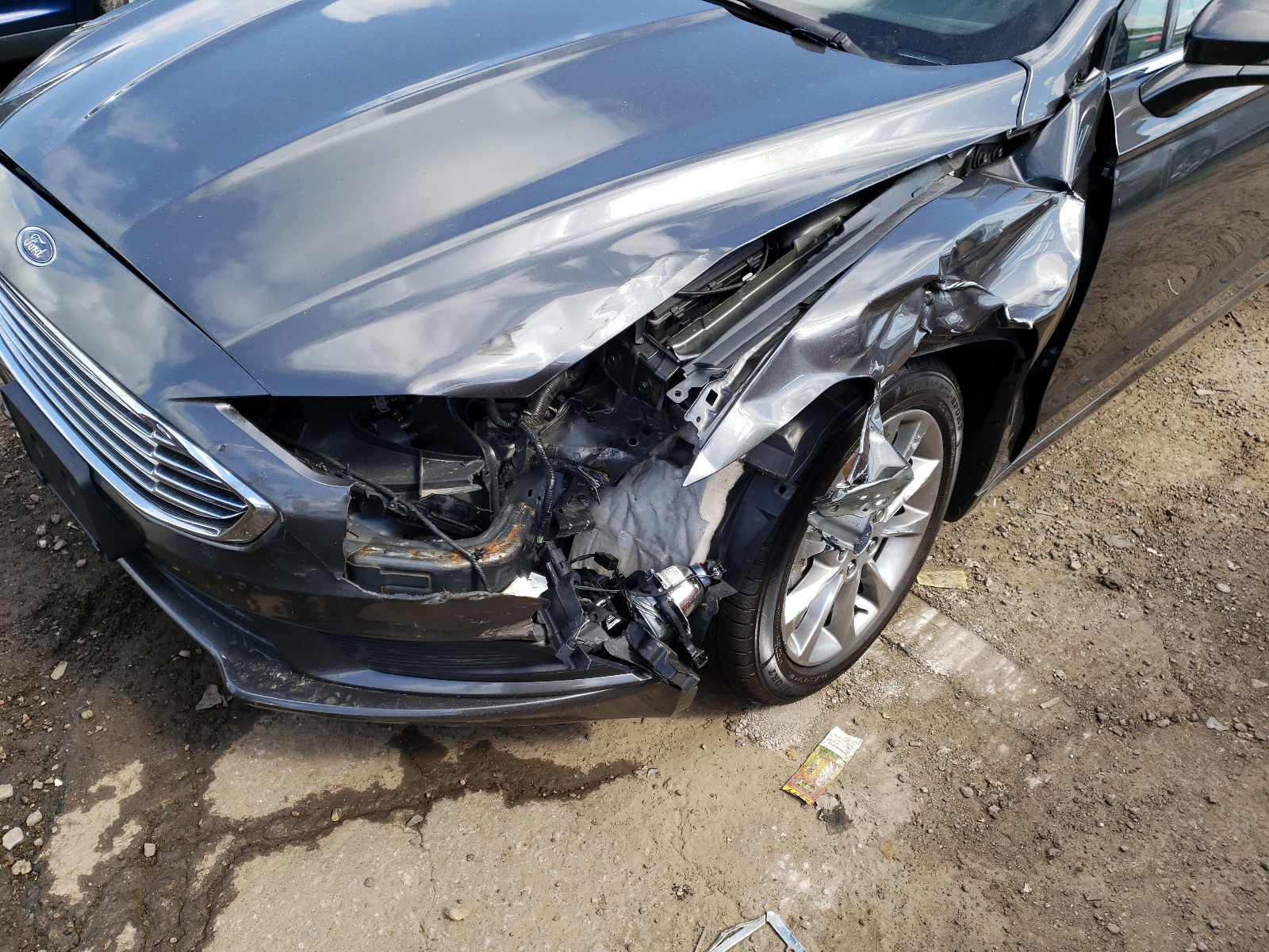 Photo 9 from auction – 2017 FORD FUSION SE with VIN 3FA6P0H71HR370320