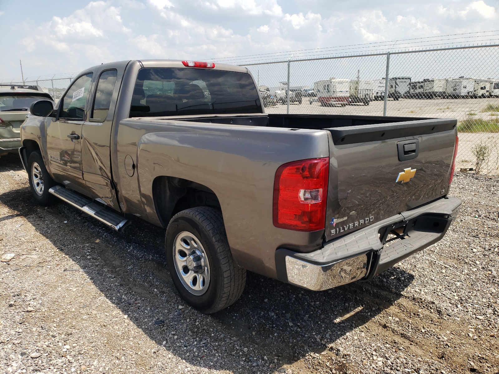 Photo 3 from auction – 2013 CHEVROLET SILVERADO with VIN 1GCRCREA9DZ109658