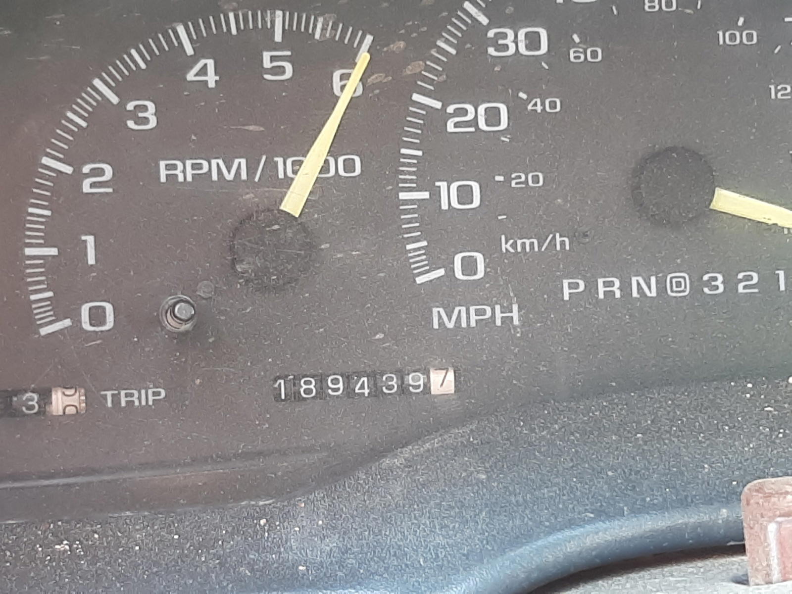 Photo 8 from auction – 1997 CHEVROLET GMT-400 C1 with VIN 2GCEC19R7V1190055