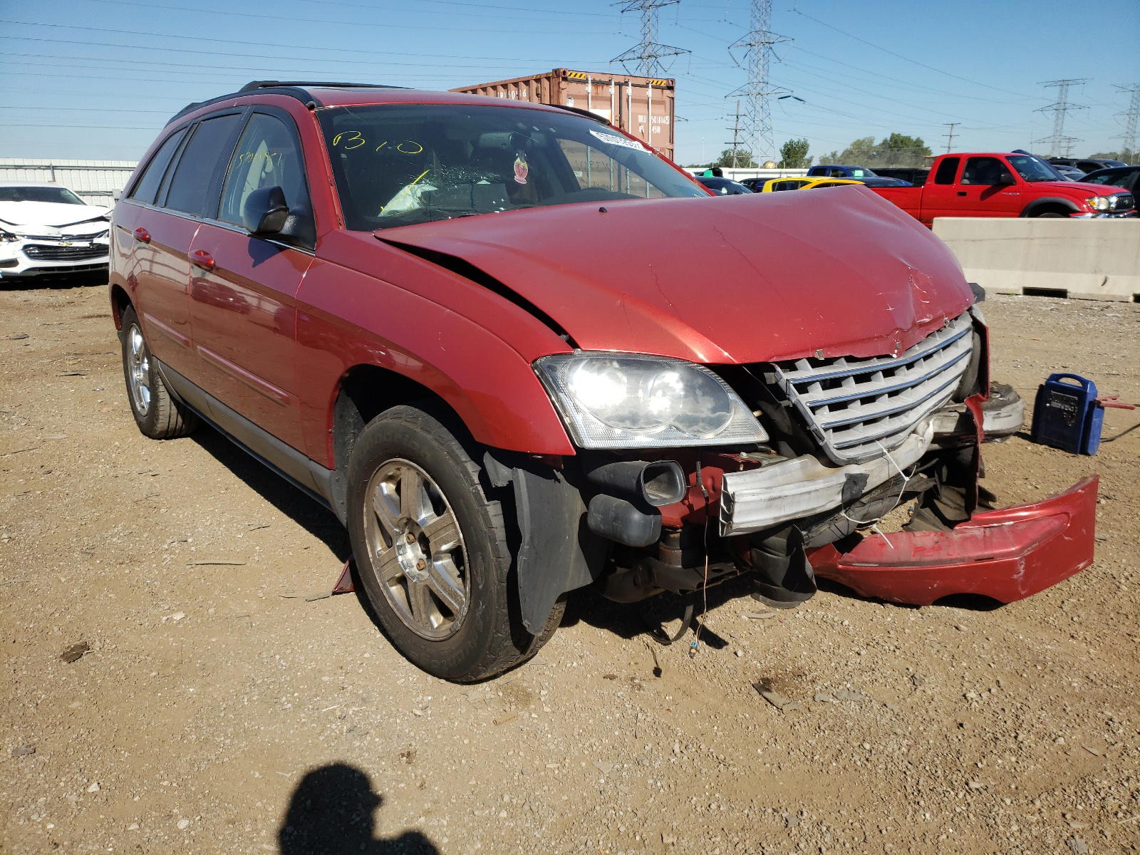 CHRYSLER PACIFICA T 2005 with VIN 2C8GF68495R649220 - Photo from auction
