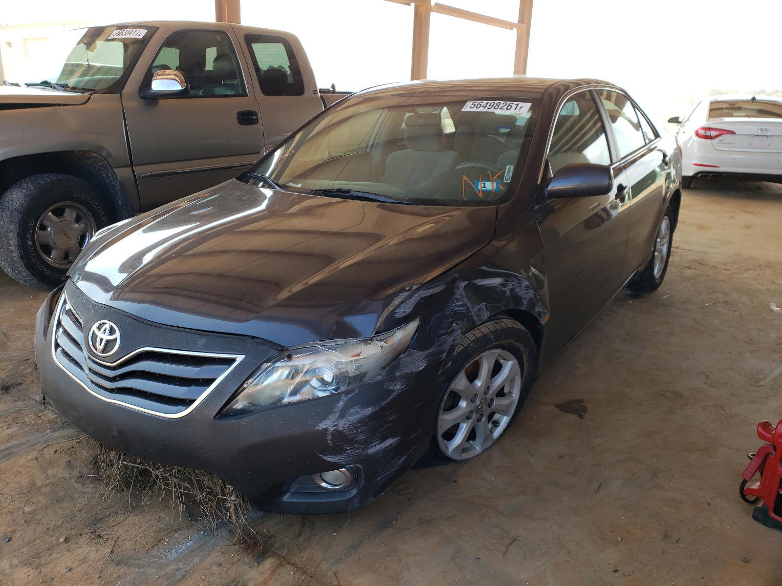 Photo 2 from auction – 2011 TOYOTA CAMRY BASE with VIN 4T4BF3EK7BR140465