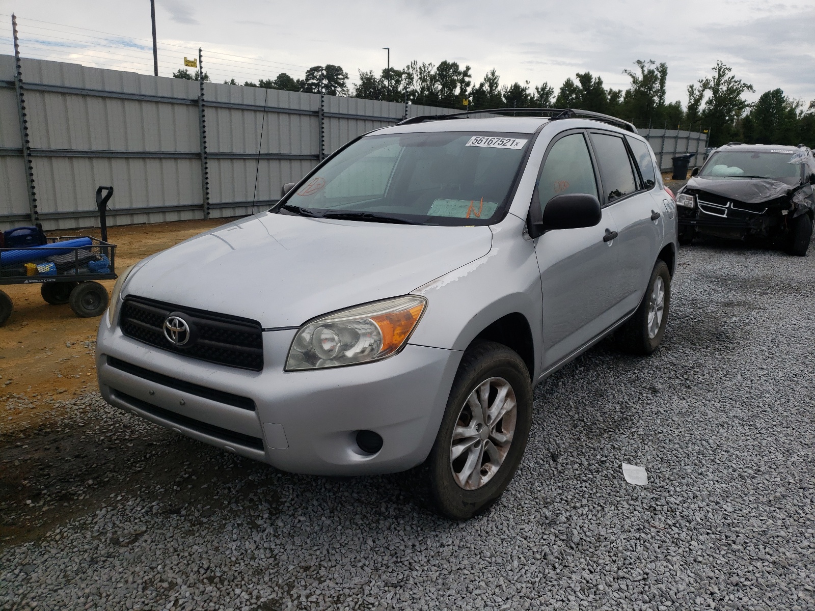 Photo 2 from auction – 2007 TOYOTA RAV4 with VIN JTMZD33V175076618