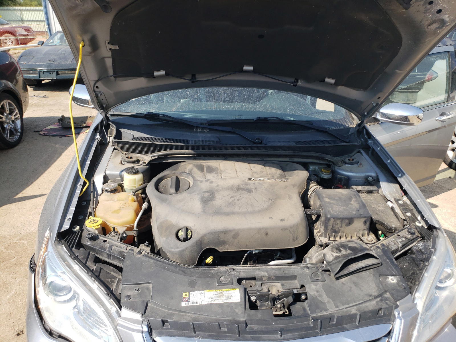 Photo 7 from auction – 2013 CHRYSLER 200 LIMITE with VIN 1C3CCBCG3DN612375
