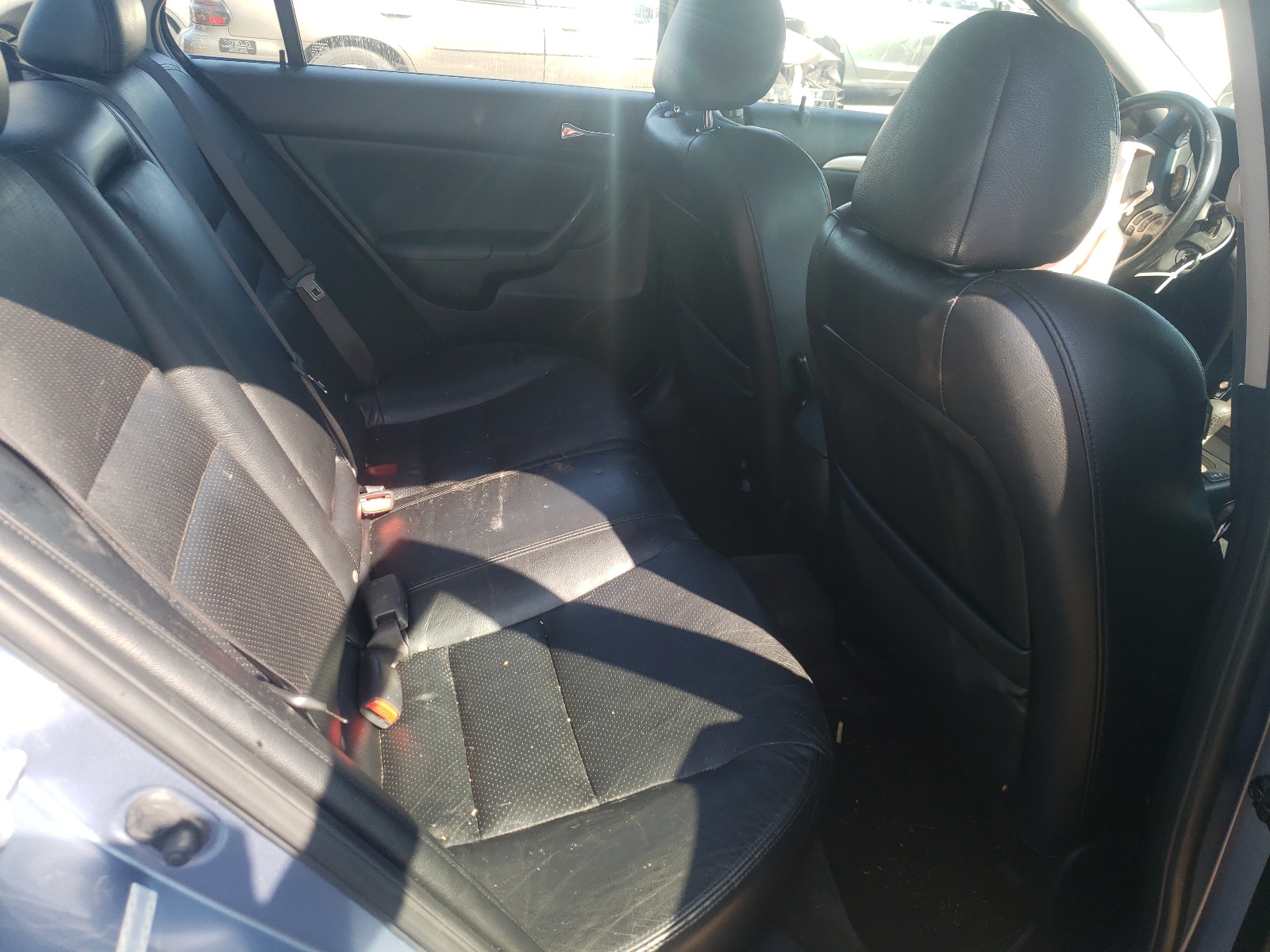 Photo 6 from auction – 2006 ACURA TSX with VIN JH4CL968X6C013849