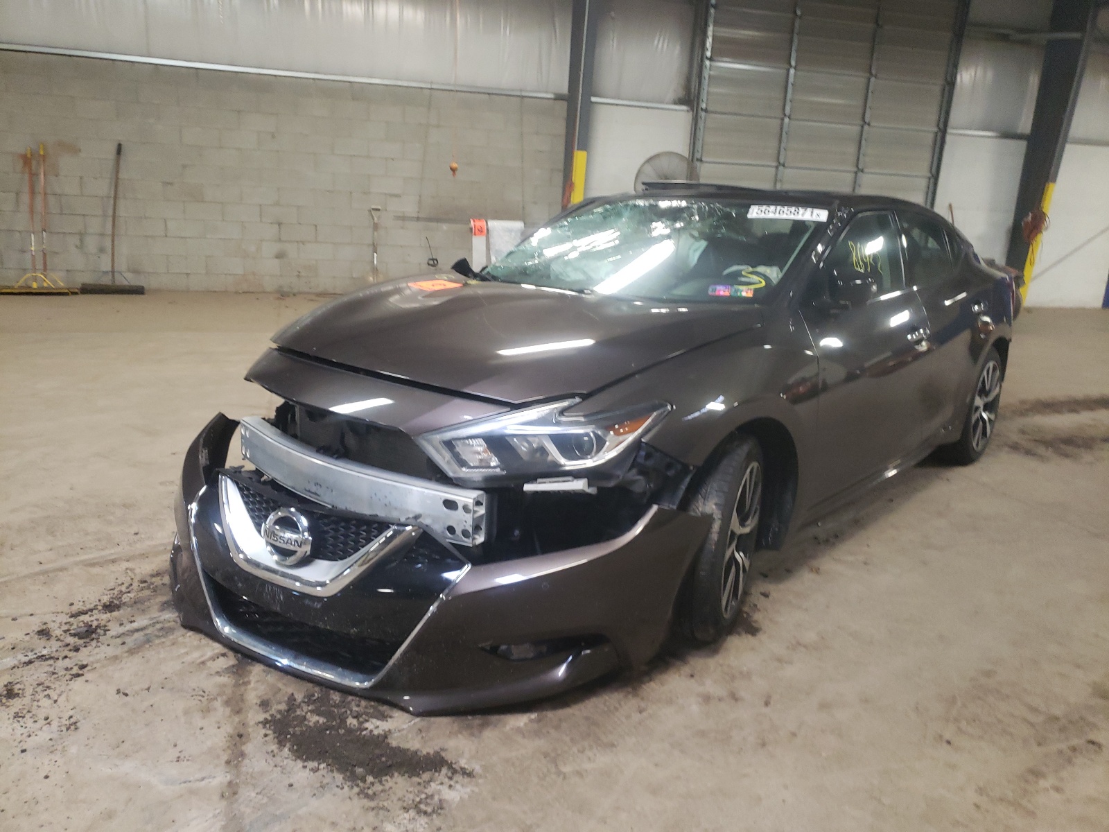 Photo 2 from auction – 2016 NISSAN MAXIMA 3.5 with VIN 1N4AA6AP9GC382768