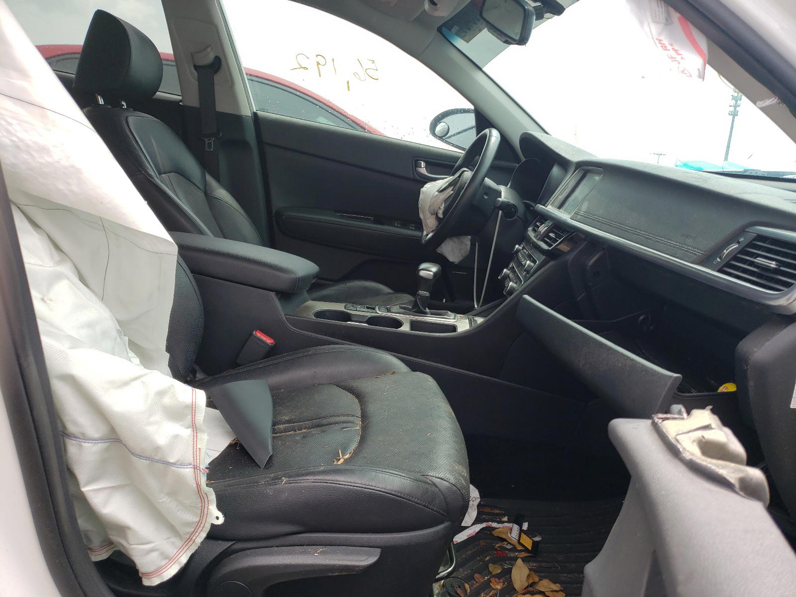 Photo 5 from auction – 2017 KIA OPTIMA PLU with VIN KNAGV4LD3H5018008