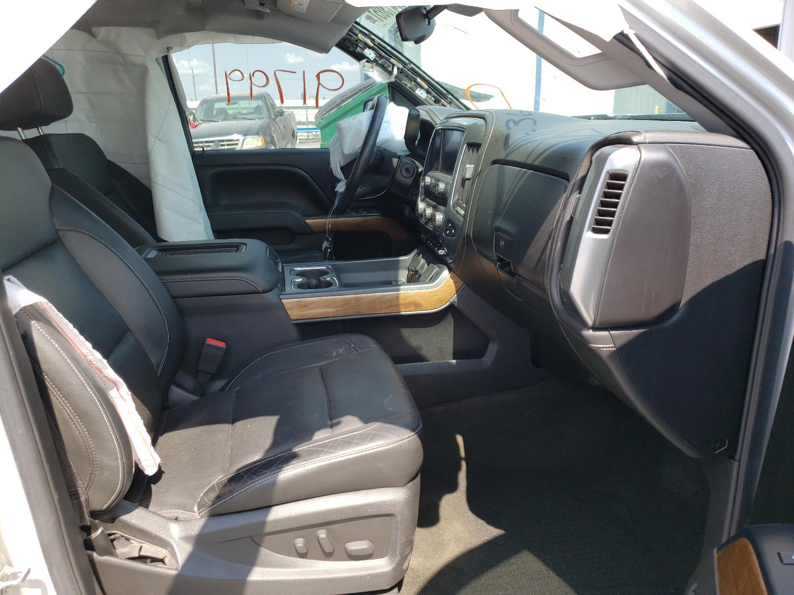 Photo 5 from auction – 2016 CHEVROLET SILVERADO with VIN 3GCUKSEC1GG133012