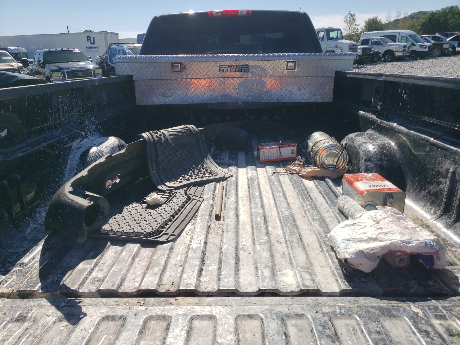 Photo 6 from auction – 2009 GMC SIERRA 150 with VIN 1GTEC14X59Z210788