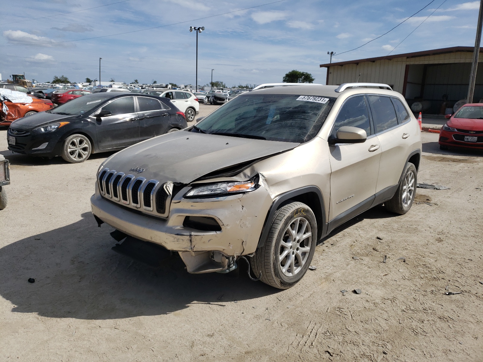 Photo 2 from auction – 2015 JEEP CHEROKEE L with VIN 1C4PJLCS0FW532008
