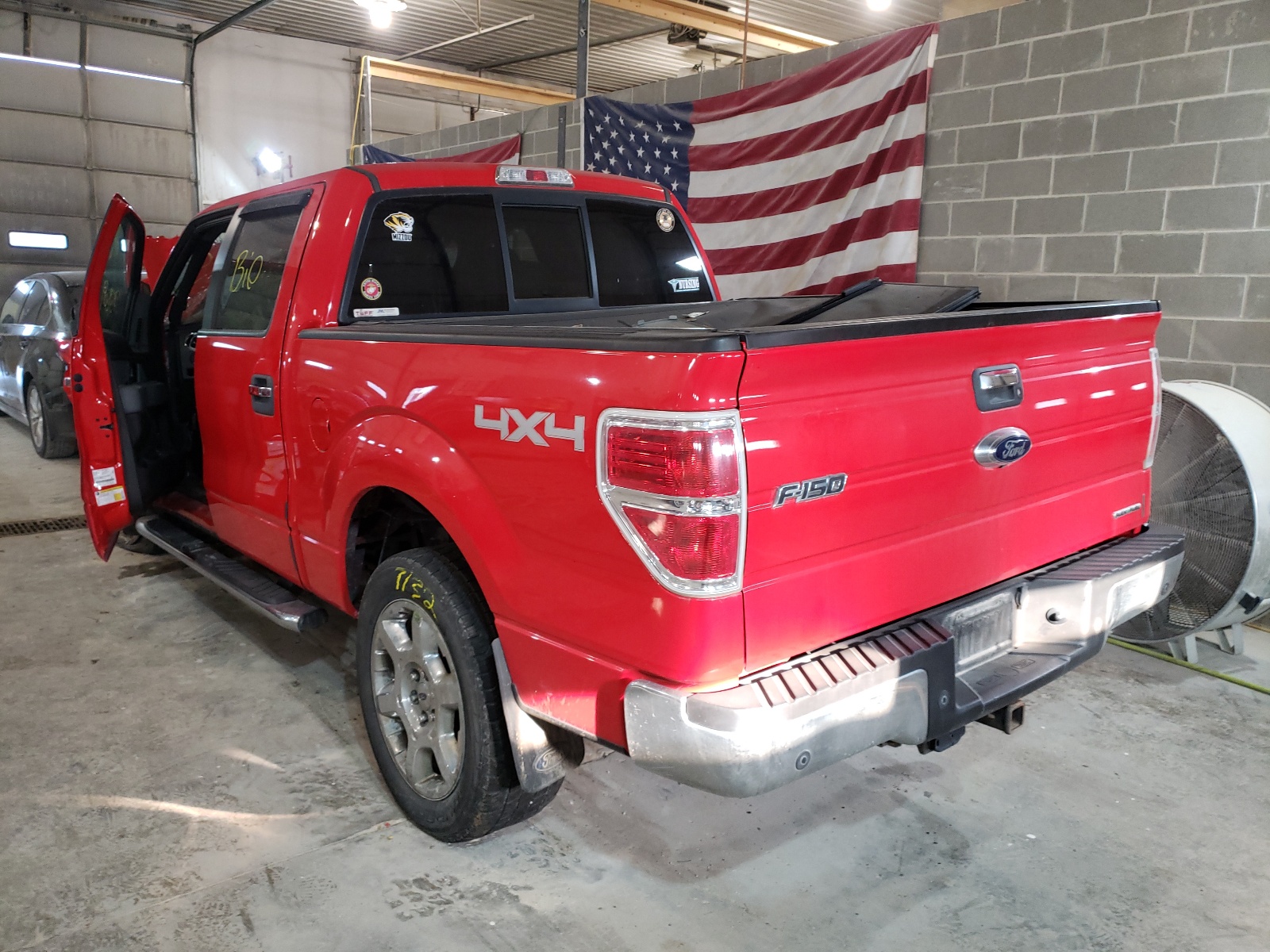 Photo 3 from auction – 2014 FORD F150 SUPER with VIN 1FTFW1EF1EKF22885