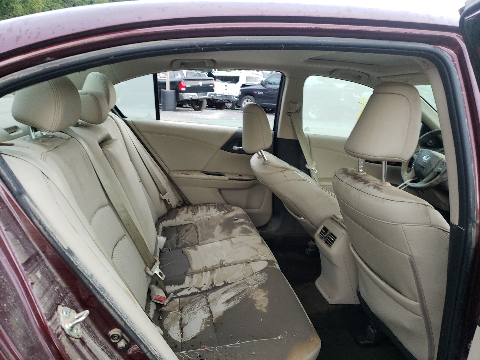 Photo 6 from auction – 2015 HONDA ACCORD EXL with VIN 1HGCR3F84FA015736