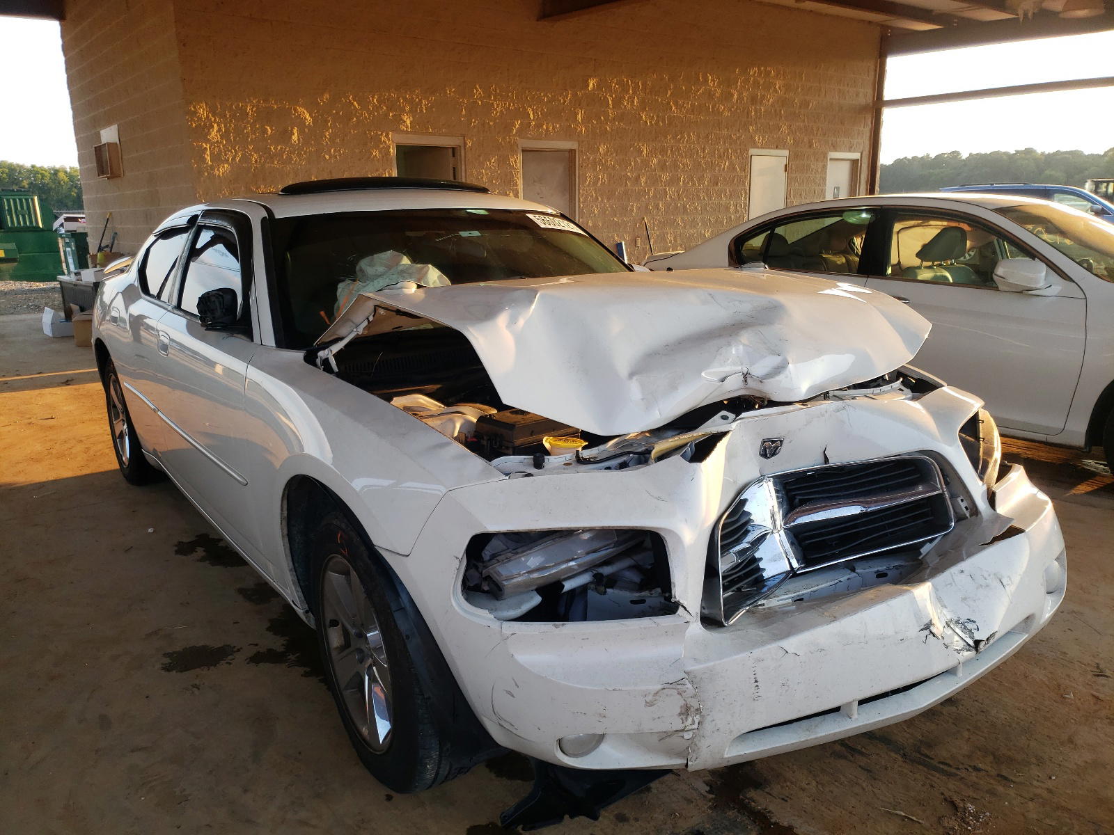 DODGE CHARGER SX 2010 with VIN 2B3CA3CV8AH143635 - Photo from auction