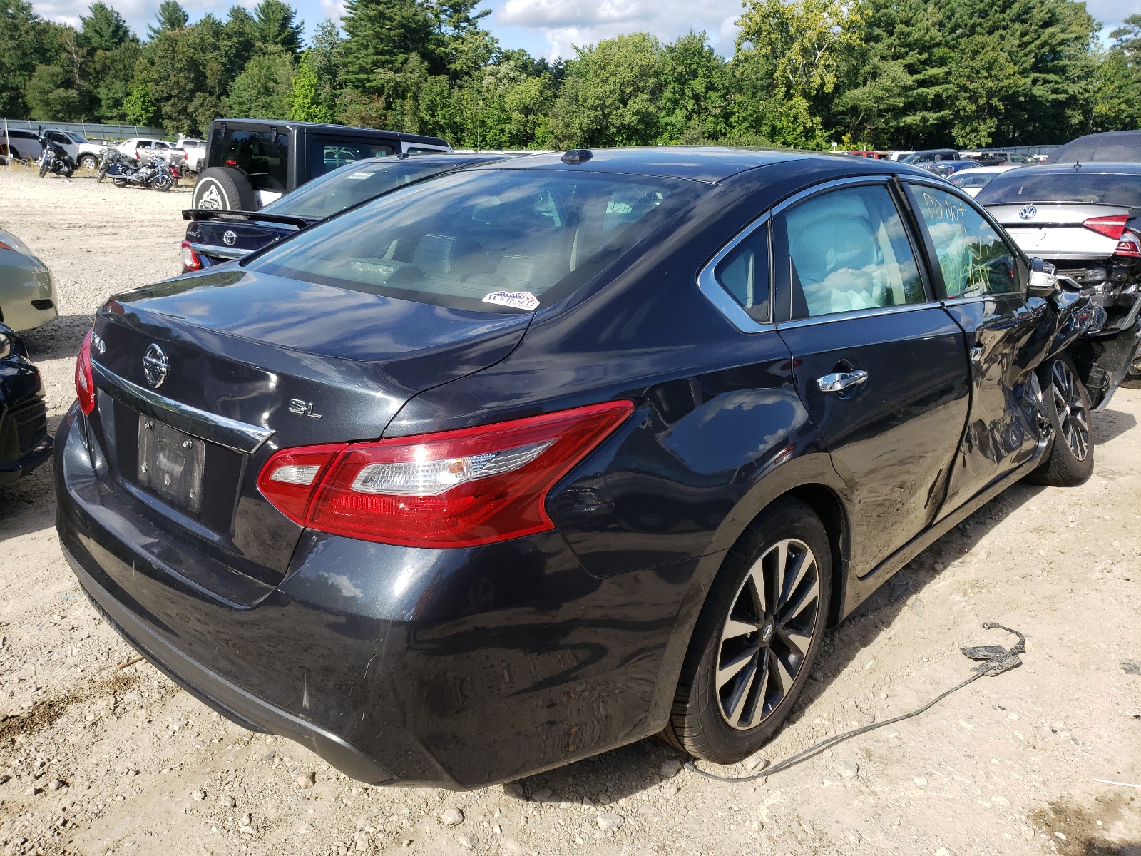 Photo 4 from auction – 2018 NISSAN ALTIMA 2.5 with VIN 1N4AL3AP0JC131136