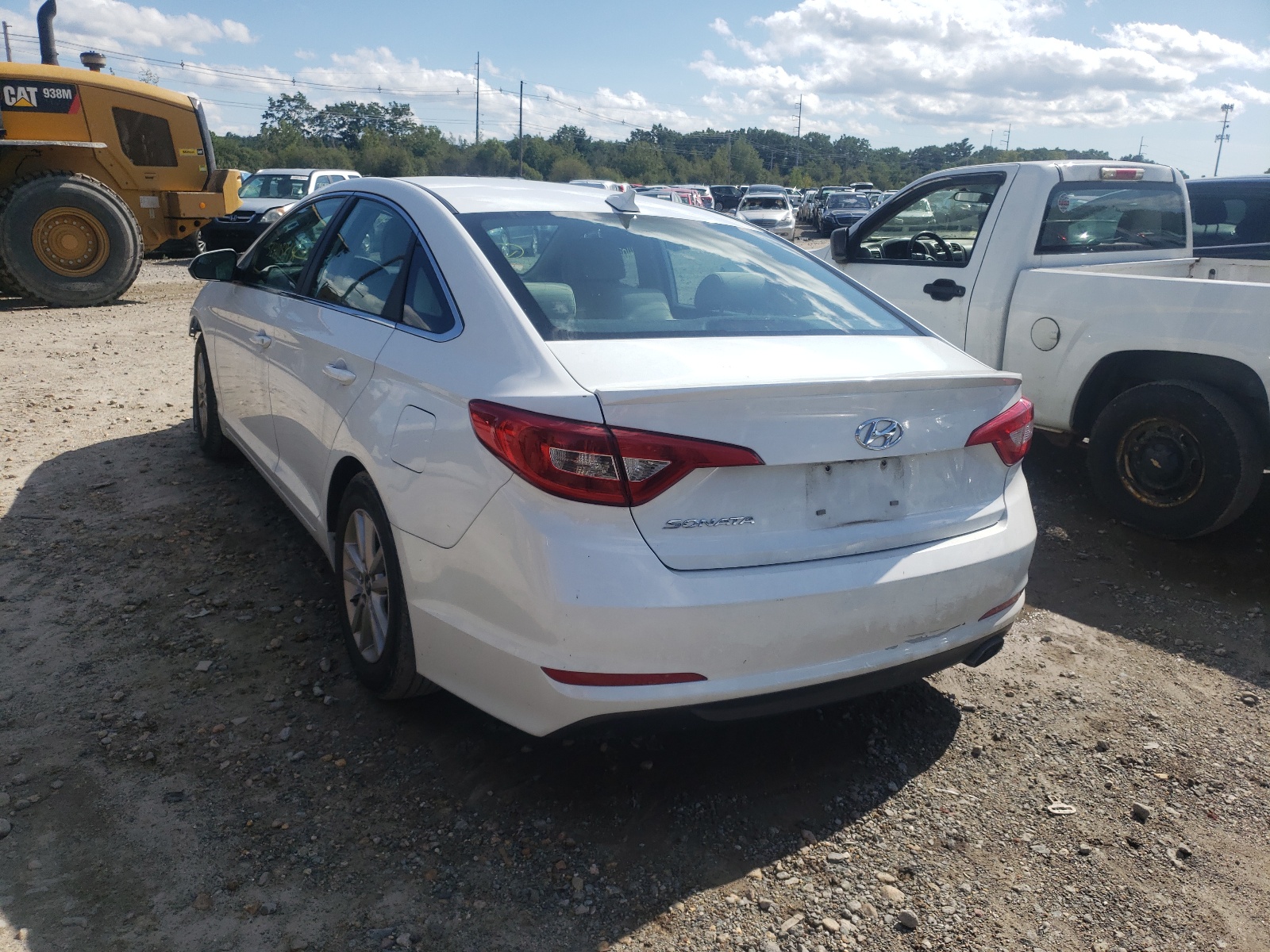 Photo 3 from auction – 2016 HYUNDAI SONATA SE with VIN 5NPE24AF3GH276583