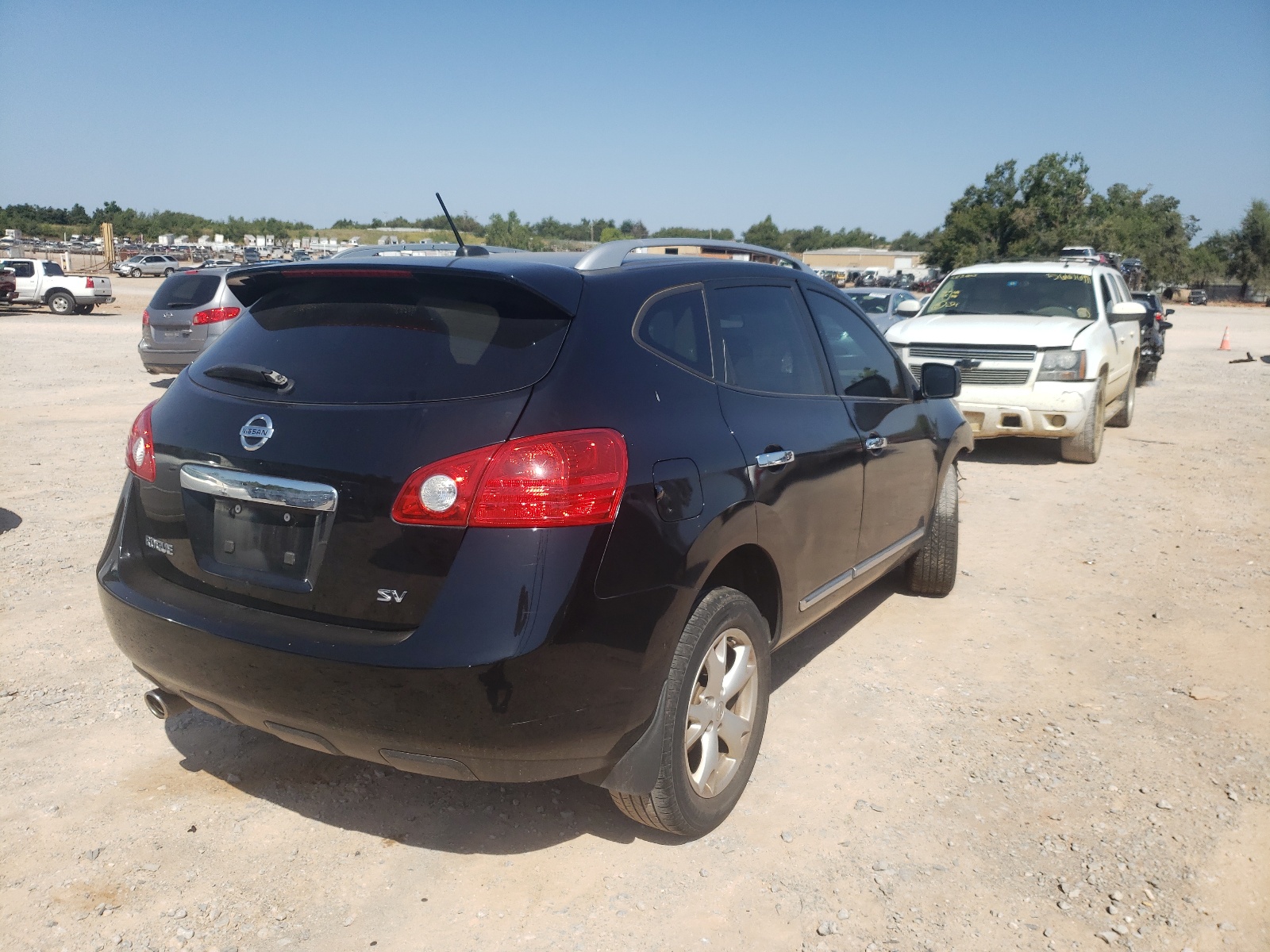 Photo 4 from auction – 2011 NISSAN ROGUE S with VIN JN8AS5MT4BW182788