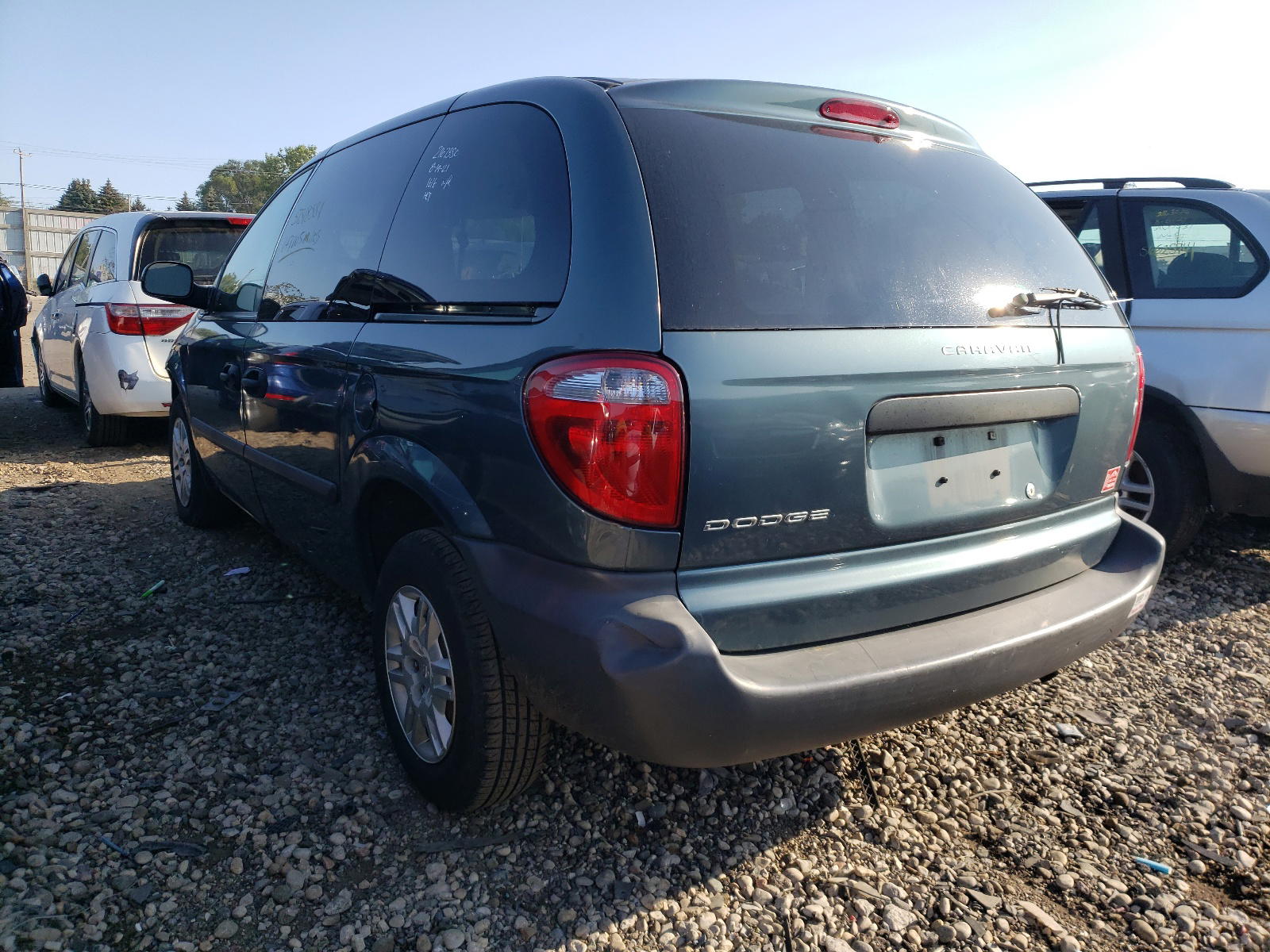 Photo 3 from auction – 2005 DODGE CARAVAN SE with VIN 1D4GP25E65B239142