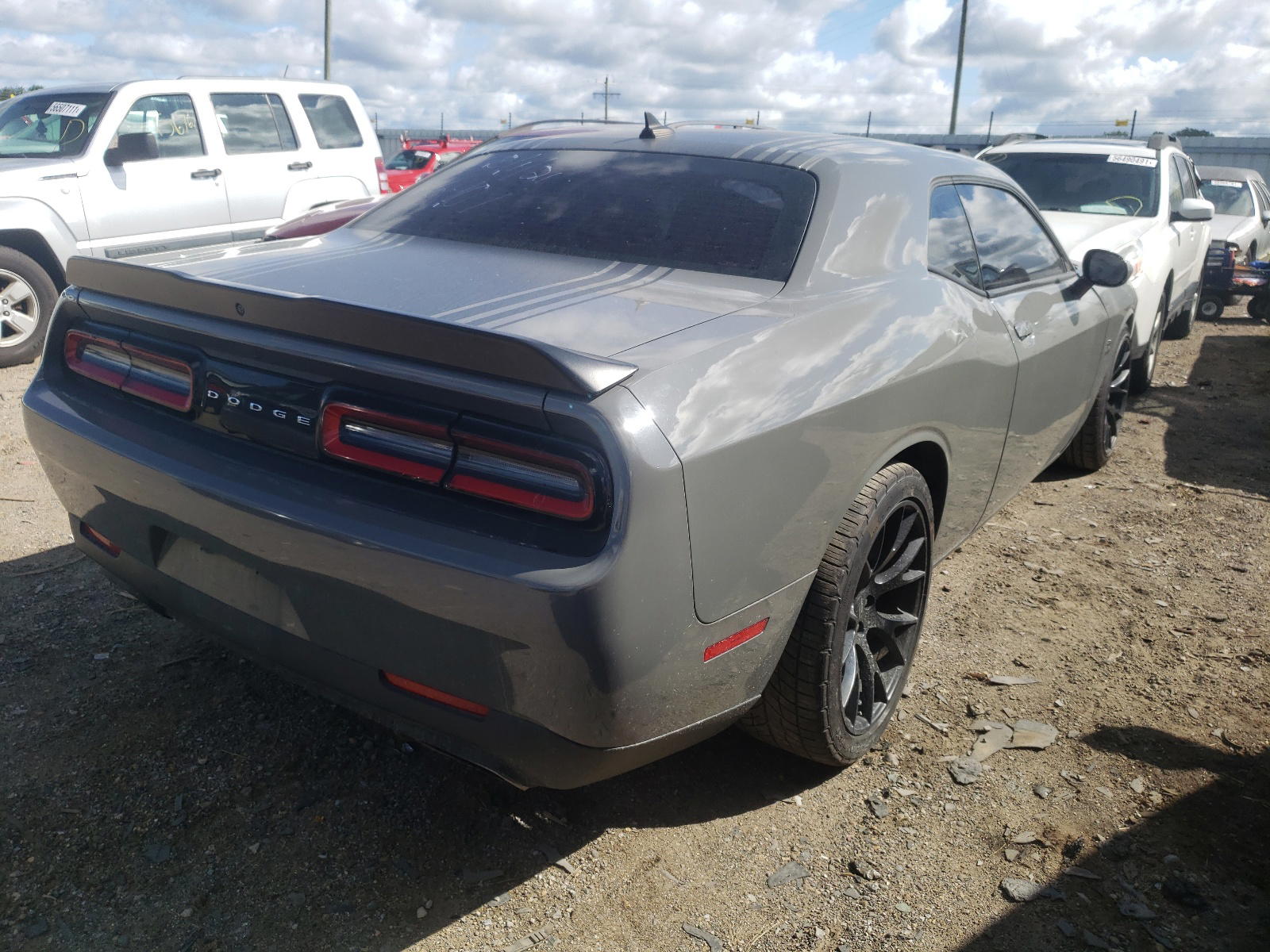 Photo 4 from auction – 2017 DODGE CHALLENGER with VIN 2C3CDZFJ1HH666401