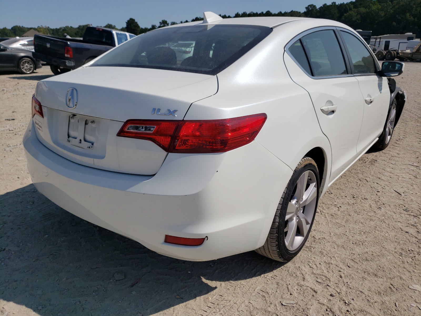 Photo 4 from auction – 2015 ACURA ILX 20 with VIN 19VDE1F32FE000827