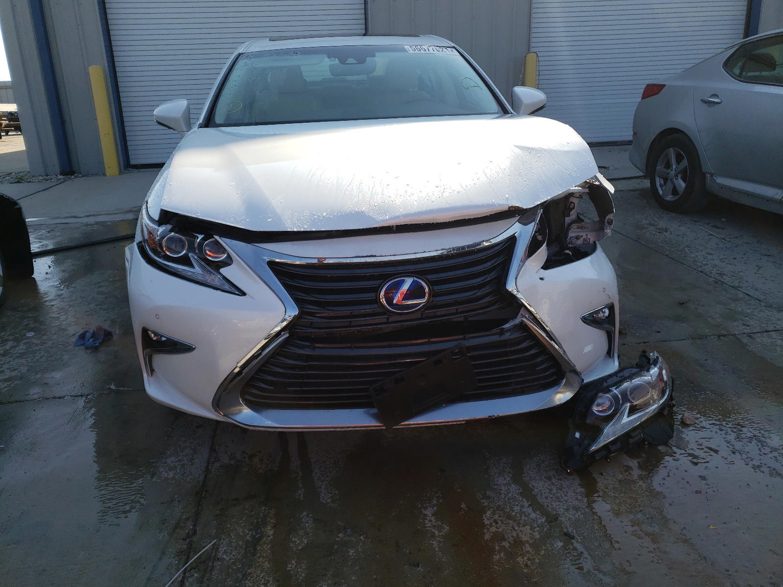 Photo 9 from auction – 2018 LEXUS ES 300H with VIN JTHBW1GG8J2169722