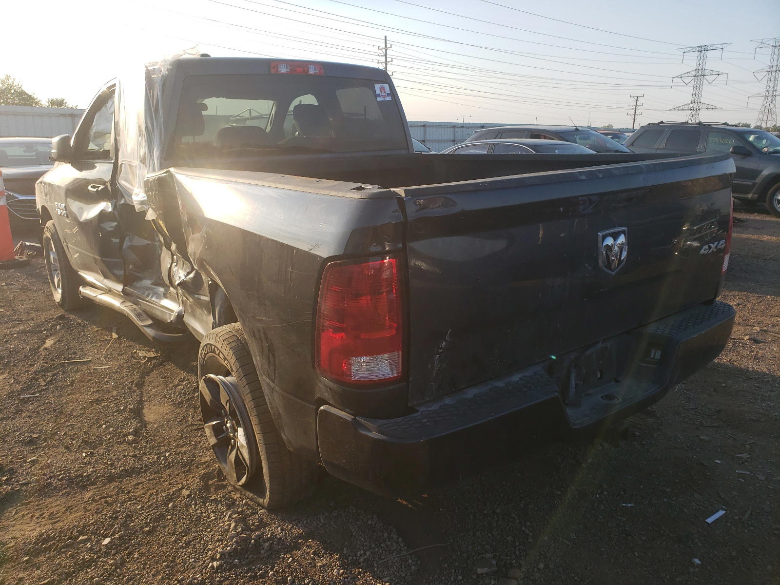 Photo 3 from auction – 2017 RAM 1500 ST with VIN 1C6RR7FG6HS631496