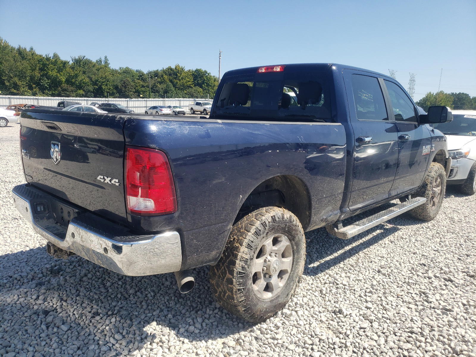 Photo 4 from auction – 2018 RAM 2500 SLT with VIN 3C6UR5DL5JG393569