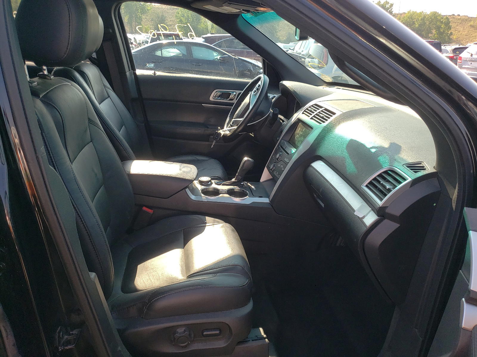 Photo 5 from auction – 2015 FORD EXPLORER X with VIN 1FM5K8D84FGC38749