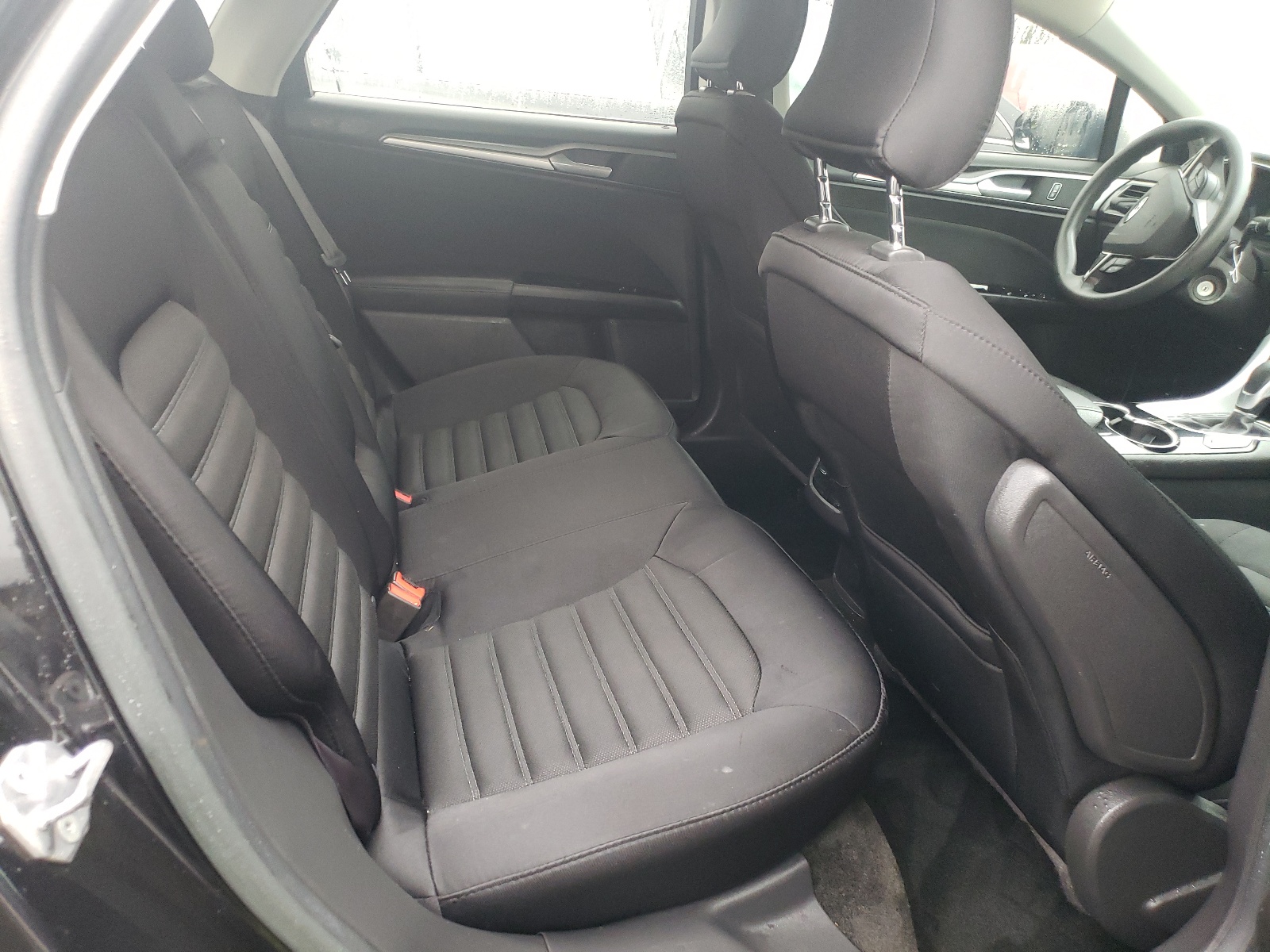 Photo 6 from auction – 2015 FORD FUSION SE with VIN 1FA6P0HD1F5131162