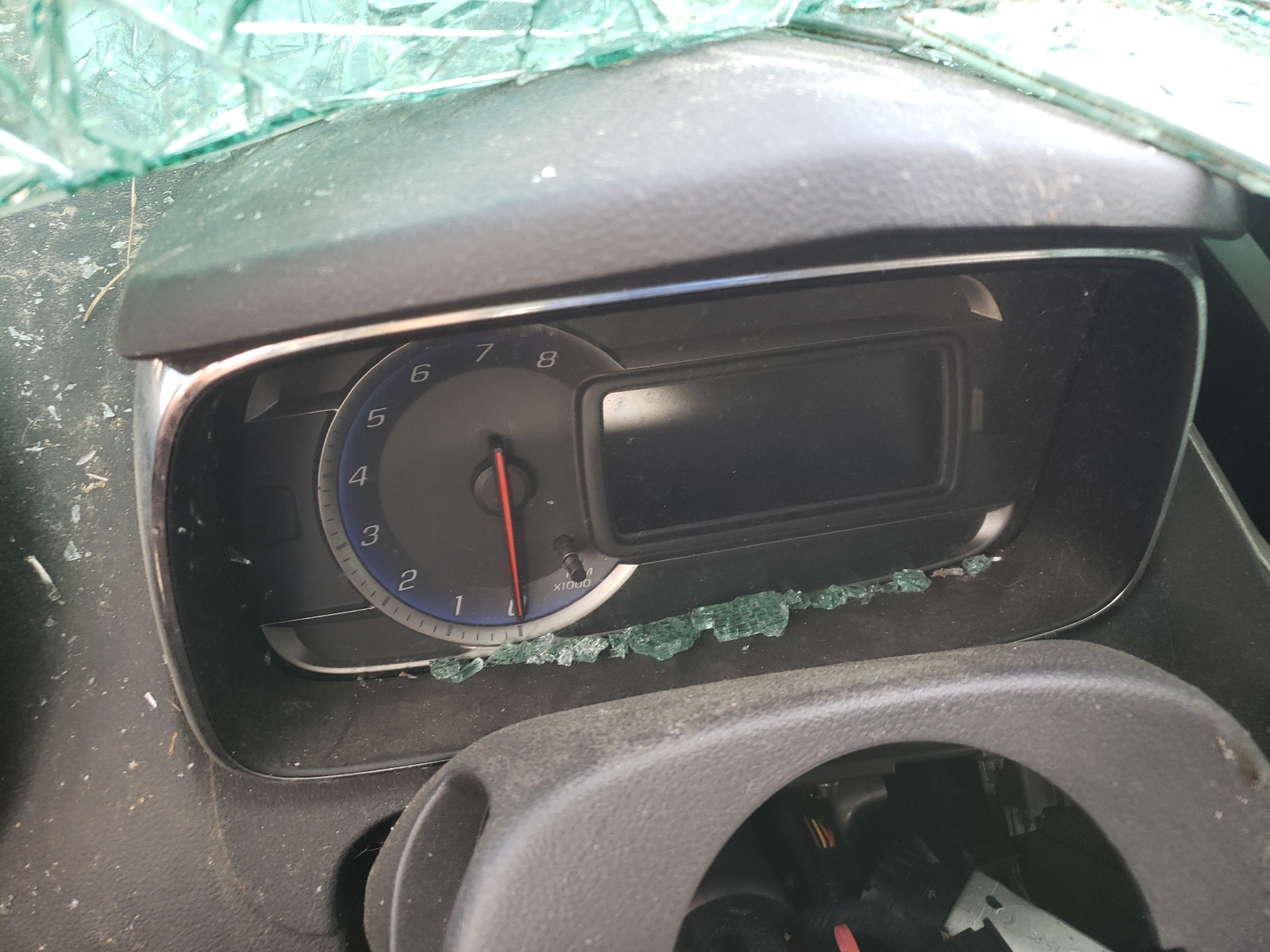 Zdjęcie 8 z aukcji – 2015 CHEVROLET TRAX 1LT z VIN KL7CJRSB6FB176901