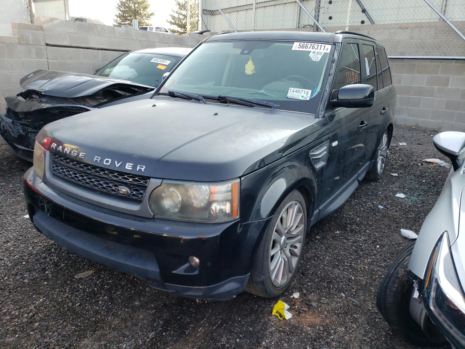 Photo 2 from auction – 2011 LAND ROVER RANGE ROVE with VIN SALSK2D4XBA294394