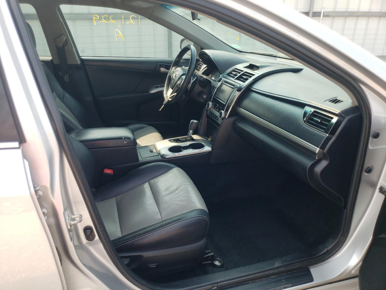Photo 5 from auction – 2012 TOYOTA CAMRY BASE with VIN 4T1BF1FK2CU193556