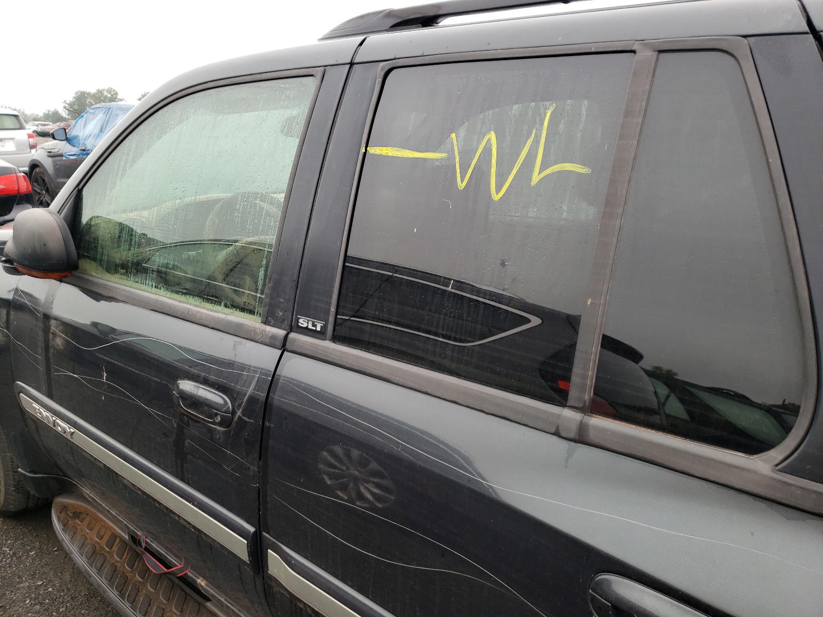 Photo 9 from auction – 2003 GMC ENVOY with VIN 1GKDT13S532246633