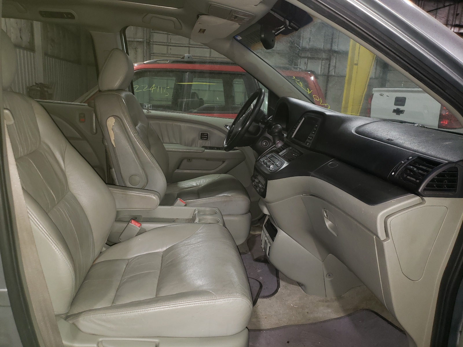 Photo 5 from auction – 2007 HONDA ODYSSEY TO with VIN 5FNRL38877B070679