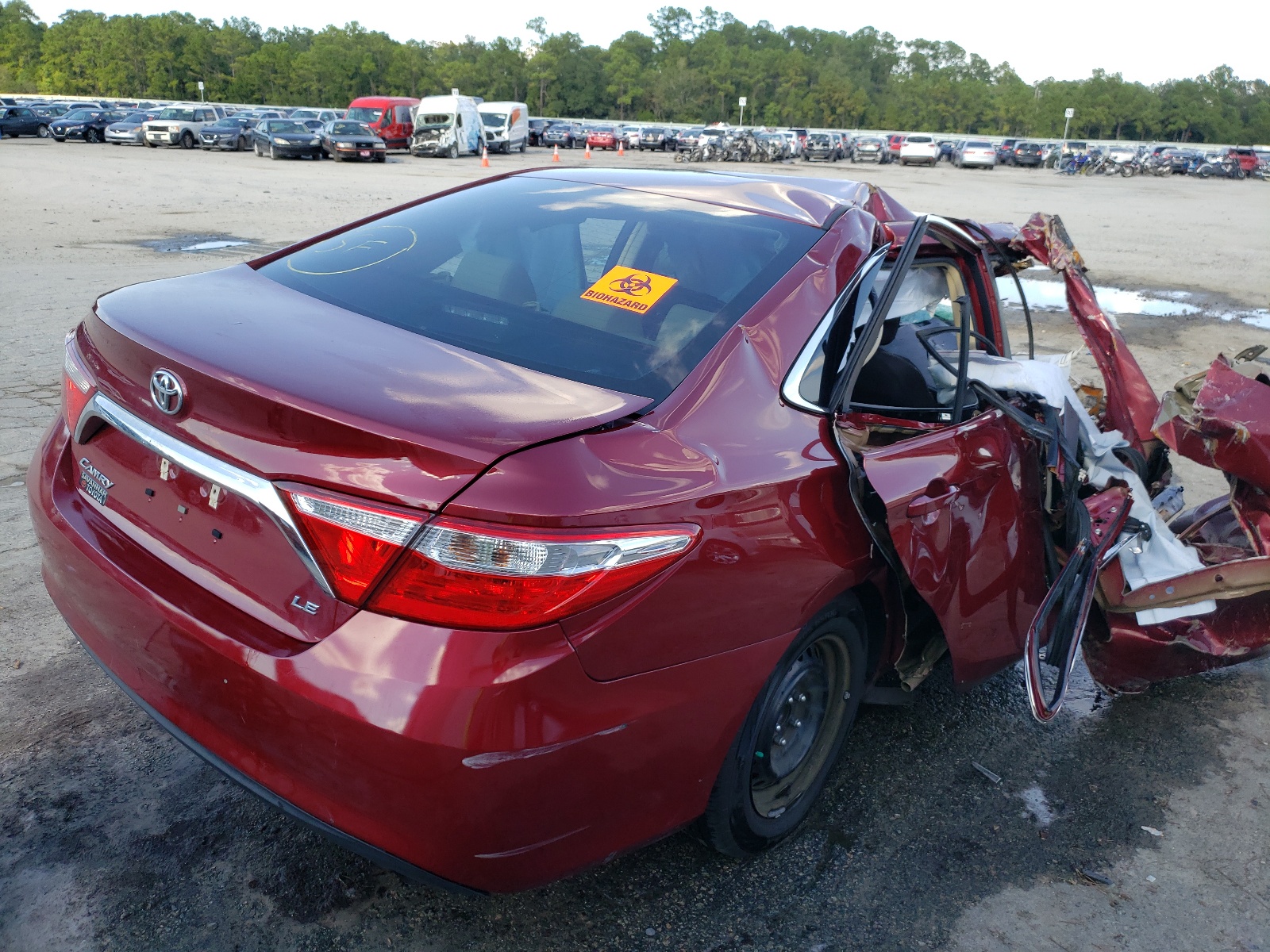 Photo 4 from auction – 2017 TOYOTA CAMRY LE with VIN 4T1BF1FK2HU732040