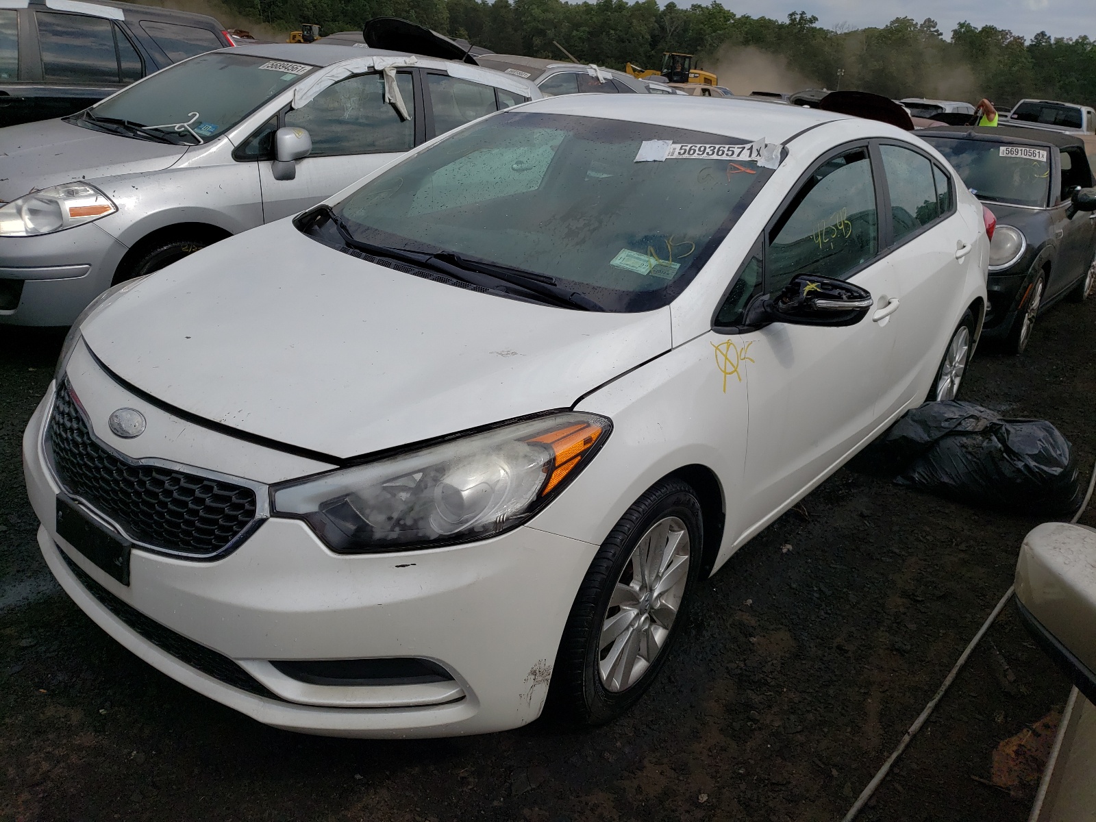 Photo 2 from auction – 2014 KIA FORTE LX with VIN KNAFX4A65E5095873