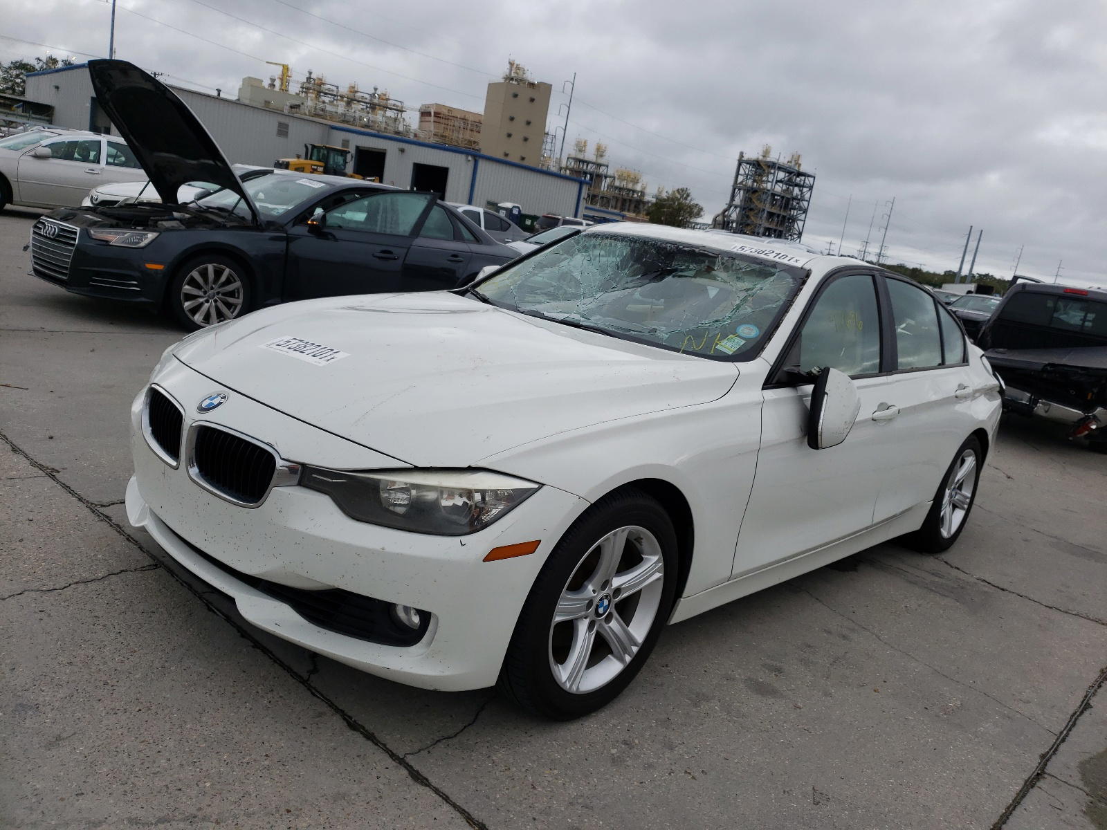 Photo 2 from auction – 2013 BMW 328 I with VIN WBA3A5C58DF357280