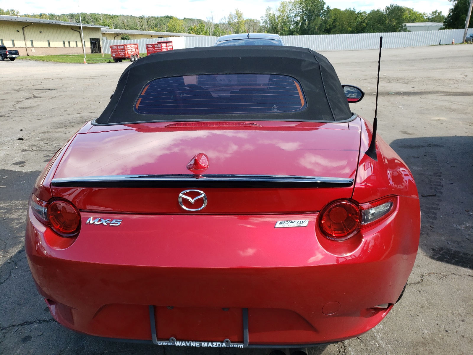 Photo 6 from auction – 2016 MAZDA MX-5 MIATA with VIN JM1NDAD7XG0108871