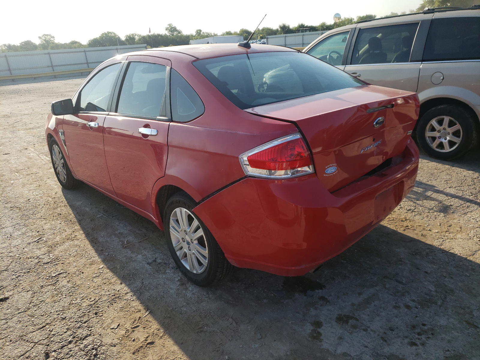 Photo 3 from auction – 2008 FORD FOCUS SE with VIN 1FAHP35N88W217038