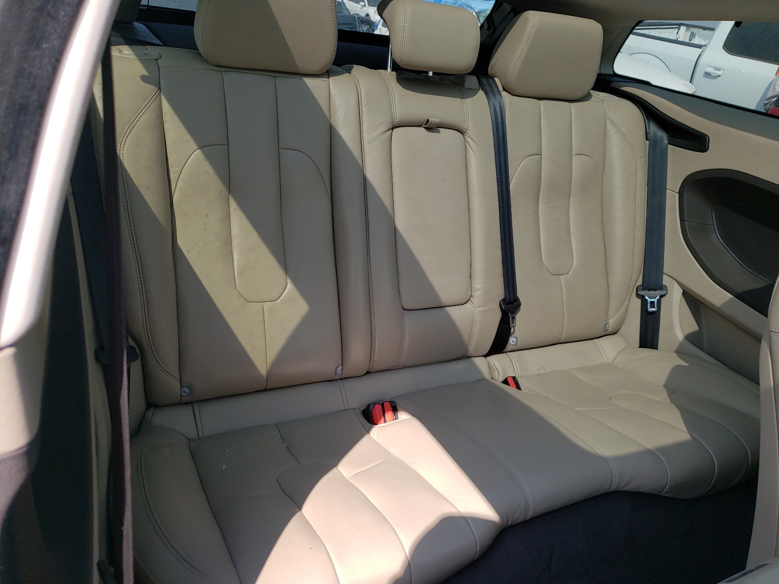 Photo 6 from auction – 2014 LAND ROVER RANGE ROVE with VIN SALVP1BG1EH874599