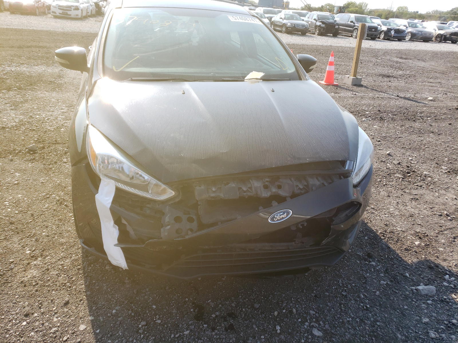 Photo 9 from auction – 2015 FORD FOCUS SE with VIN 1FADP3K28FL325392