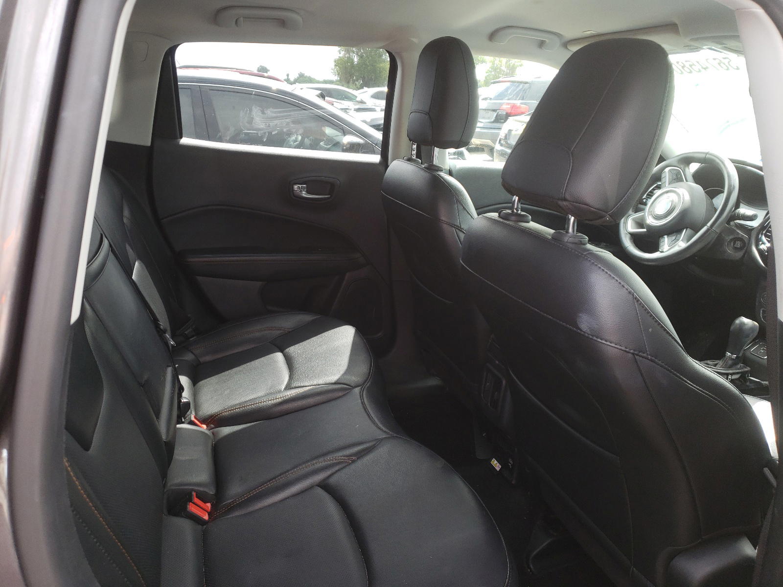 Photo 6 from auction – 2019 JEEP COMPASS LI with VIN 3C4NJCCB6KT664195