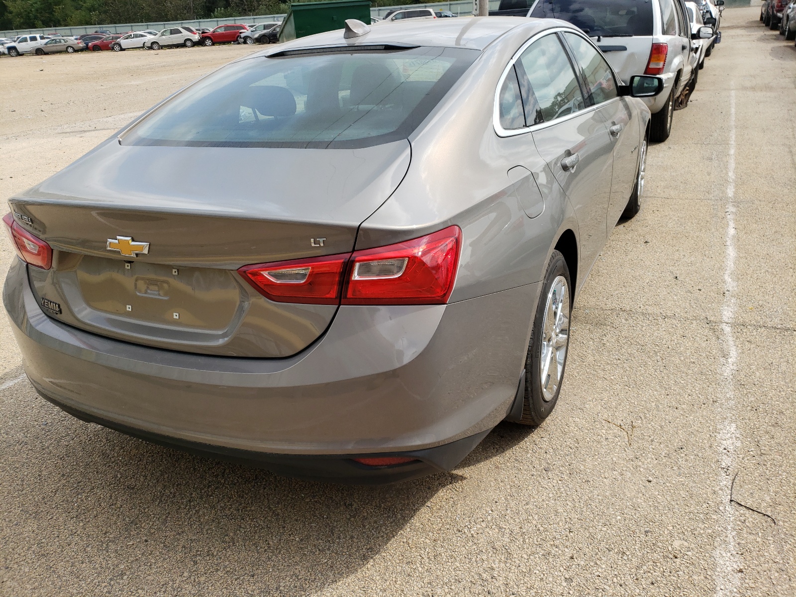 Photo 4 from auction – 2017 CHEVROLET MALIBU LT with VIN 1G1ZE5ST8HF197207