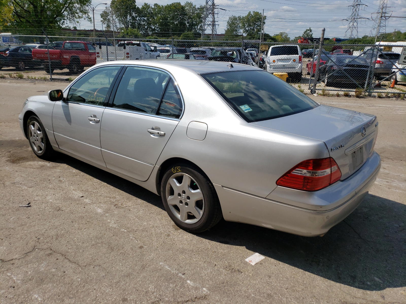 Photo 3 from auction – 2004 LEXUS LS 430 with VIN JTHBN36F540134949