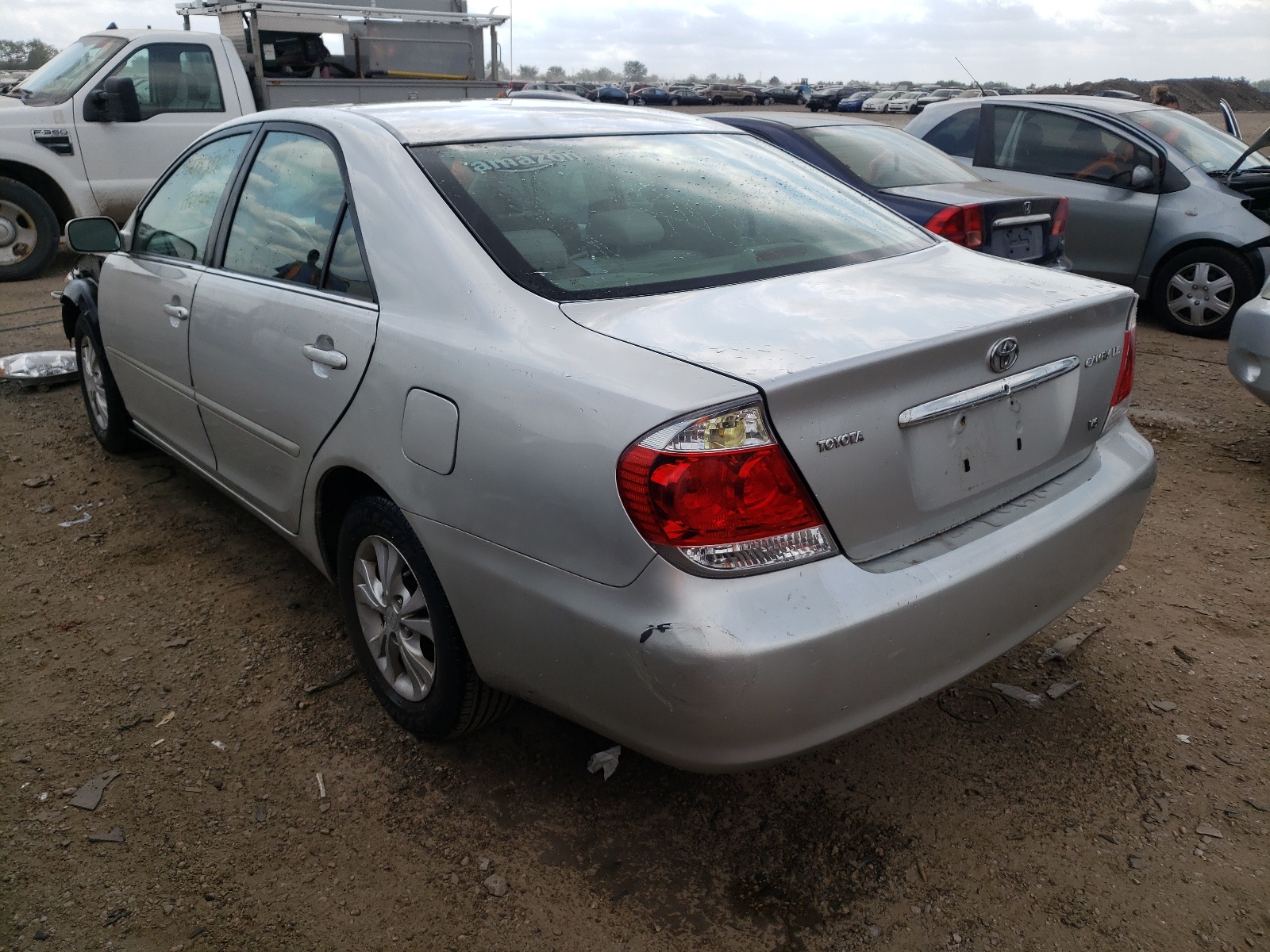 Photo 3 from auction – 2005 TOYOTA CAMRY LE with VIN 4T1BF32K45U606355