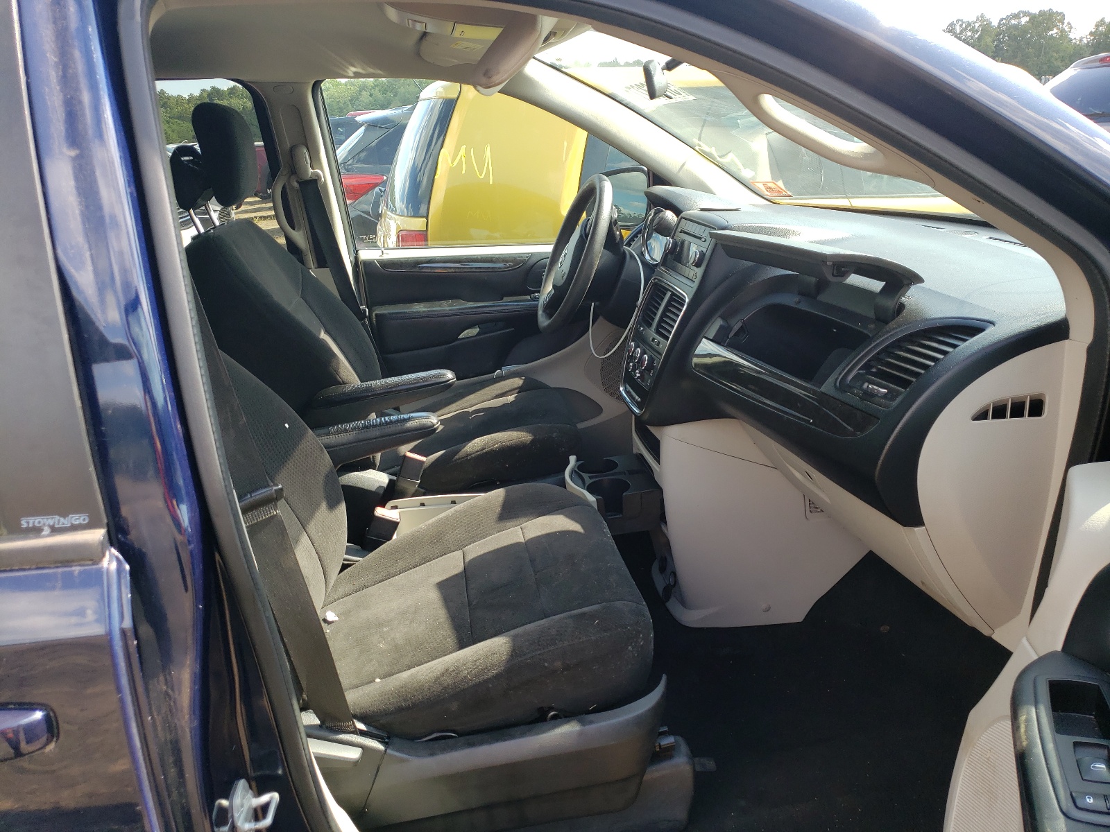 Photo 5 from auction – 2012 DODGE GRAND CARA with VIN 2C4RDGBG7CR275793