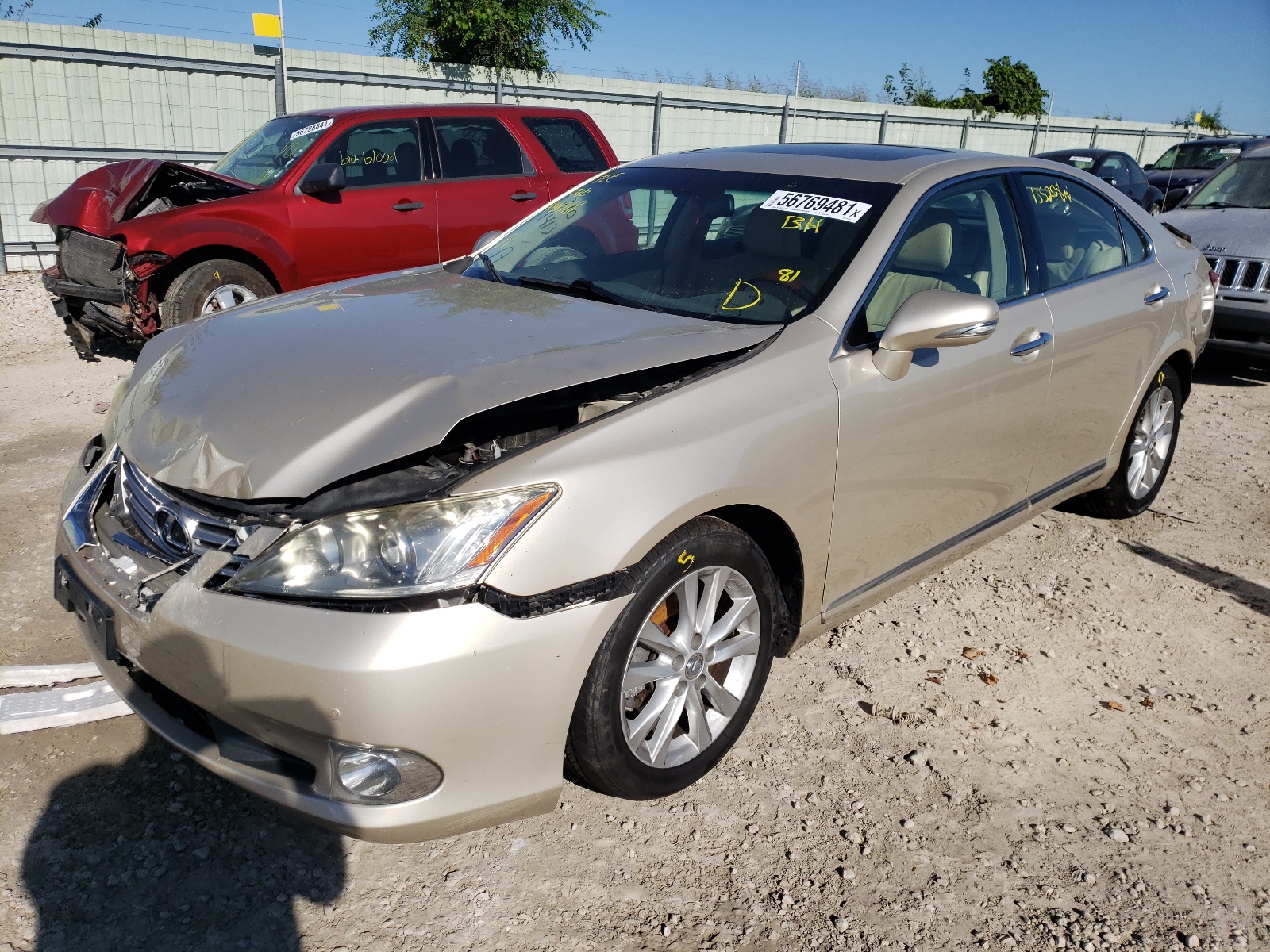 Zdjęcie 2 z aukcji – 2011 LEXUS ES 350 z VIN JTHBK1EG3B2441318