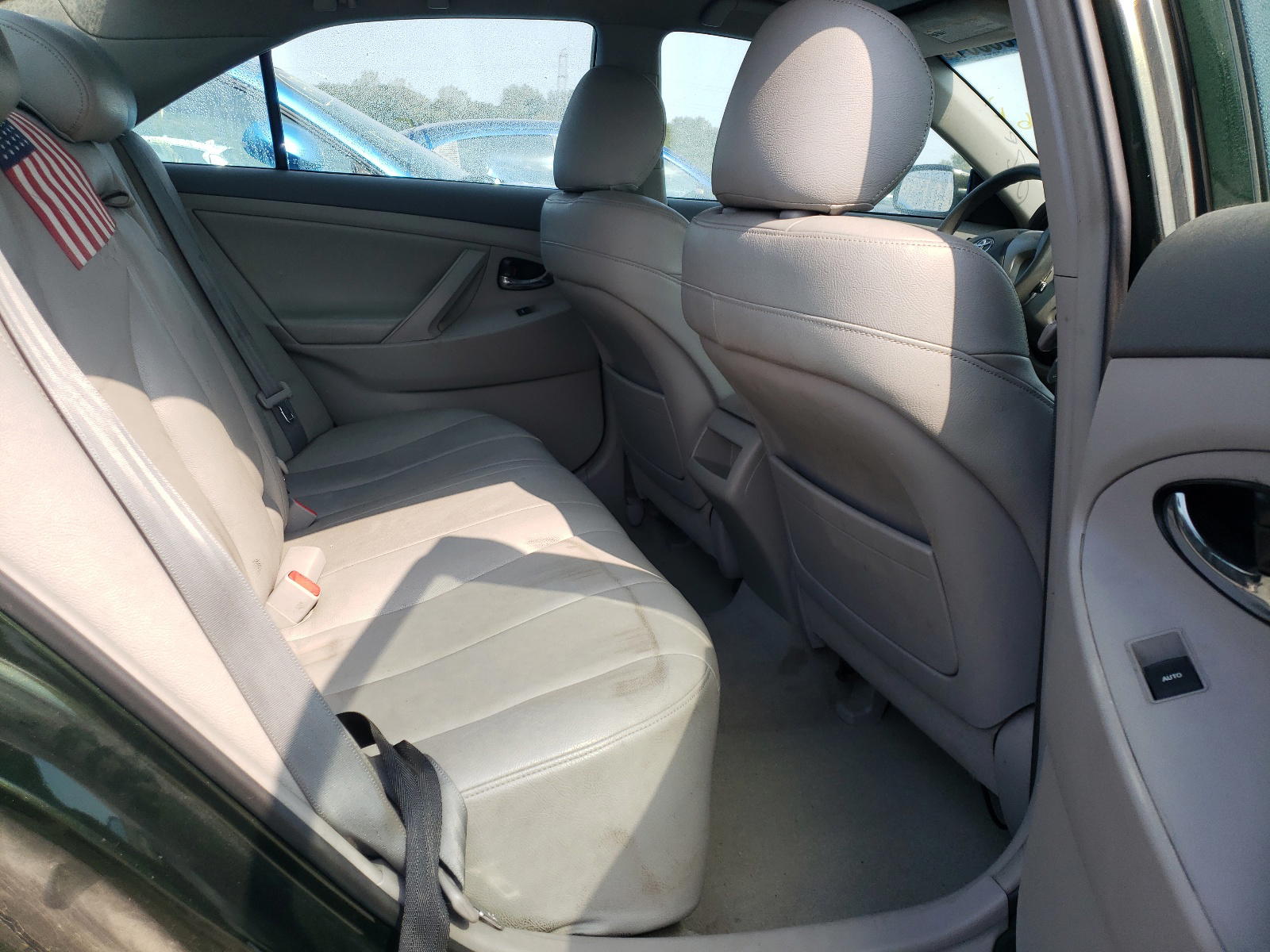 Photo 6 from auction – 2011 TOYOTA CAMRY BASE with VIN 4T4BF3EK4BR131027