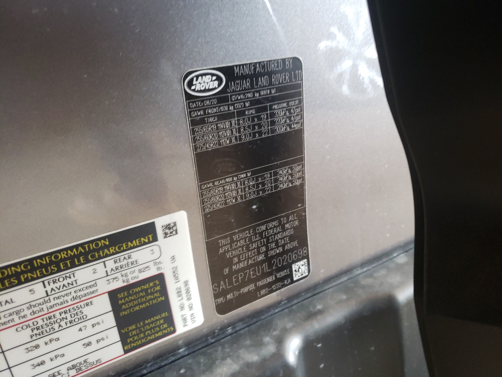Photo 10 from auction – 2020 LAND ROVER DEFENDER 1 with VIN SALEP7EU1L2020698