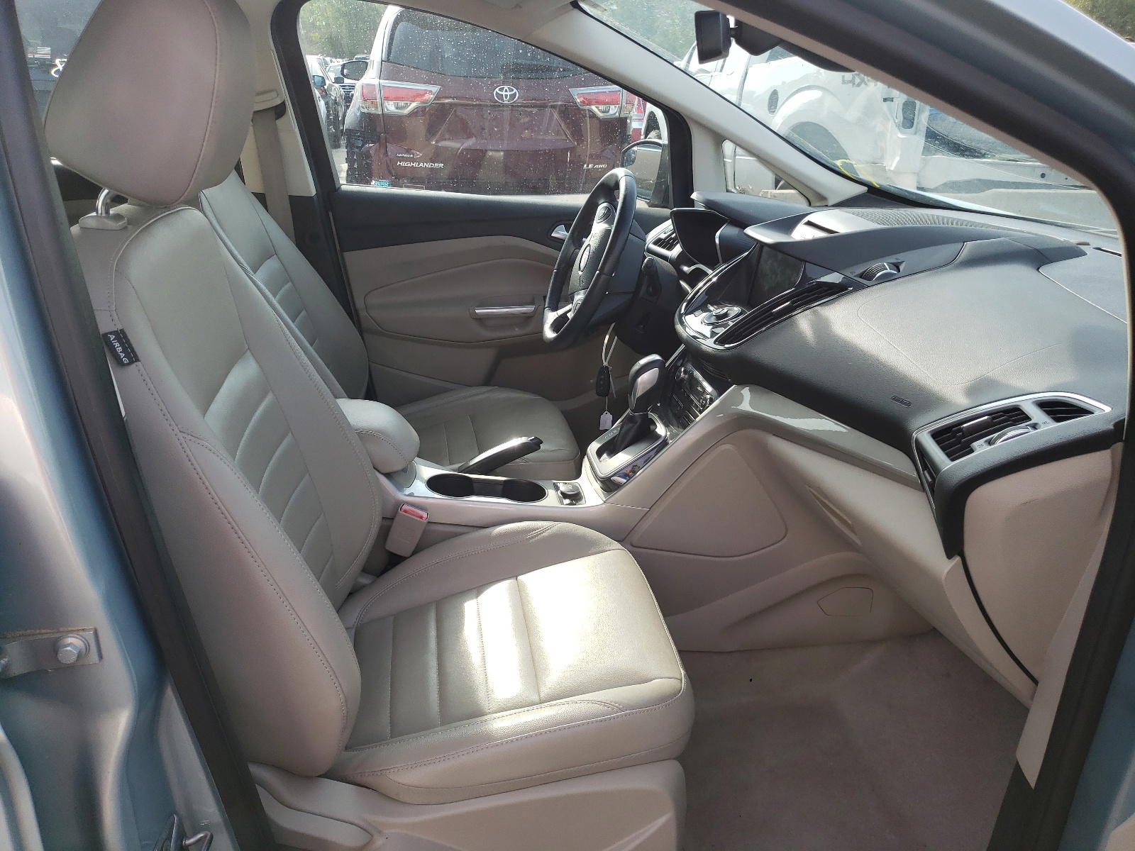 Photo 5 from auction – 2013 FORD C-MAX SEL with VIN 1FADP5BU4DL535675