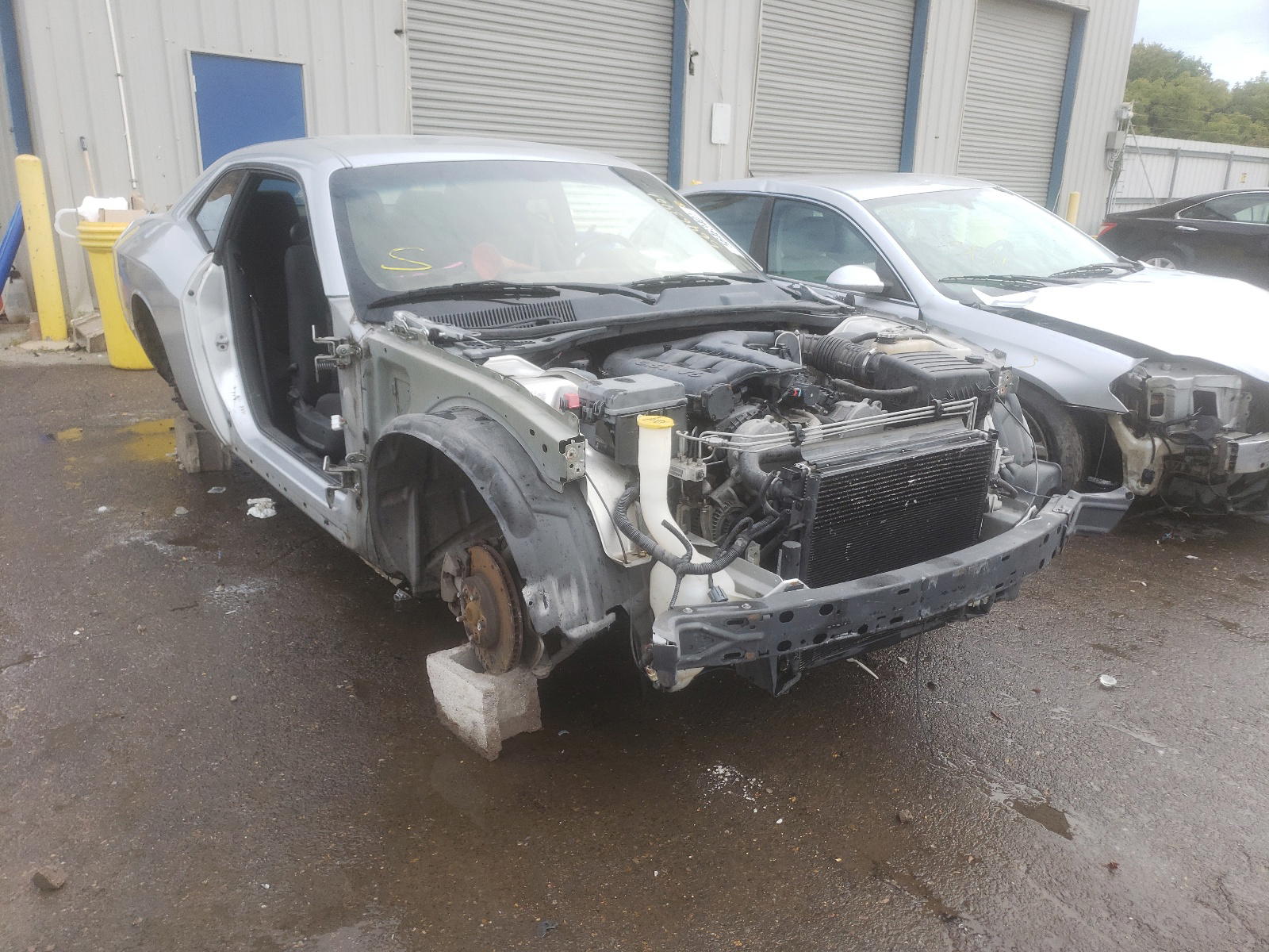 DODGE CHALLENGER 2009 with VIN 2B3LJ44V49H577082 - Photo from auction